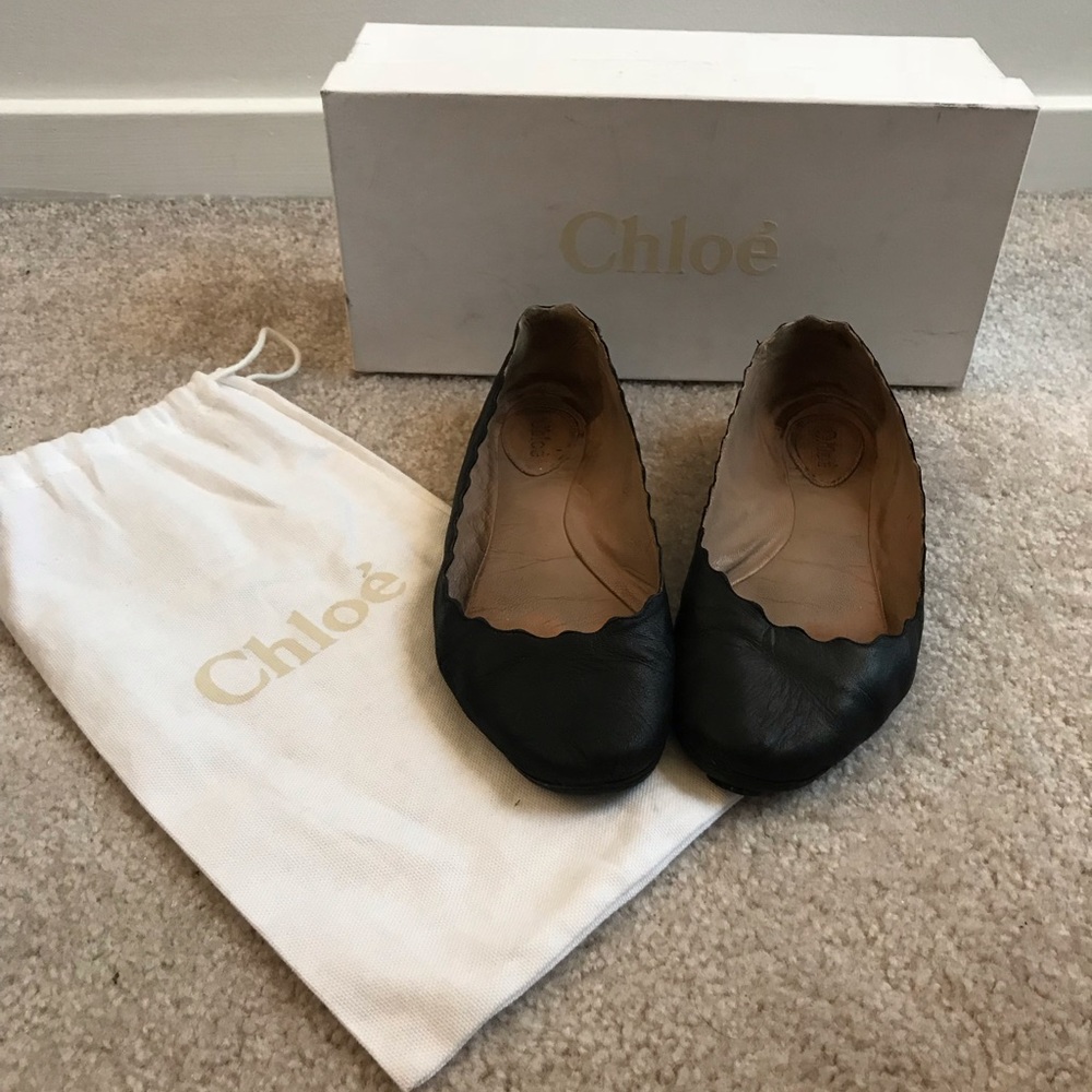 Black leather Chloé Lauren flats w/box and dustbag
